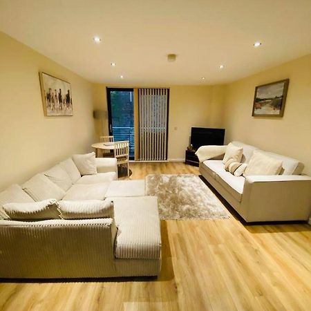 Liverpool City Centre Modern Apartment Fits 6 People 외부 사진