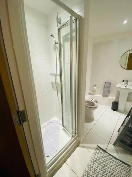 Liverpool City Centre Modern Apartment Fits 6 People 외부 사진